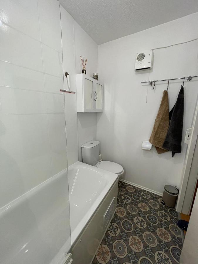 One Bedroom Websters Land Flat - Grassmarket Единбург Екстер'єр фото